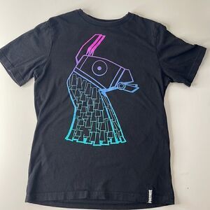 🌼3/20🌼 Fortnite short sleeve T-shirt.  Size girls Medium 10/12.
